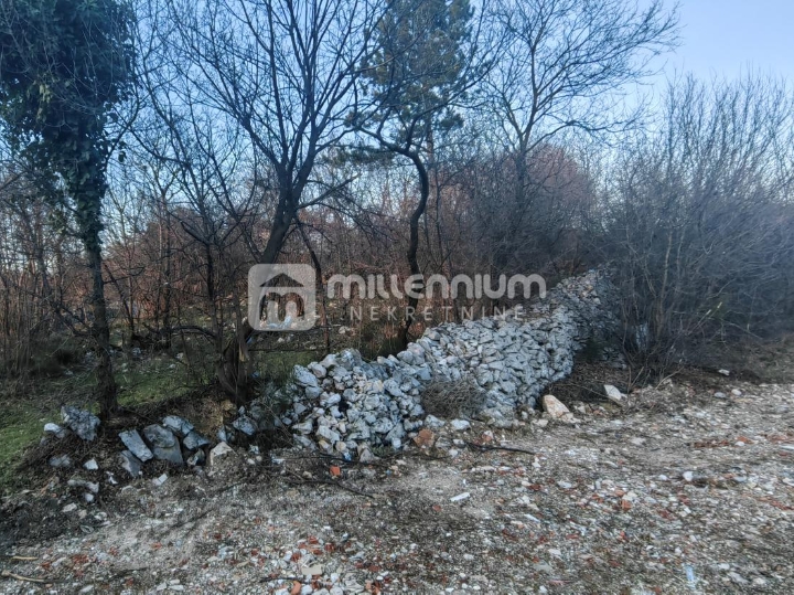 Grobnik, građevinsko zemljište od 974m2