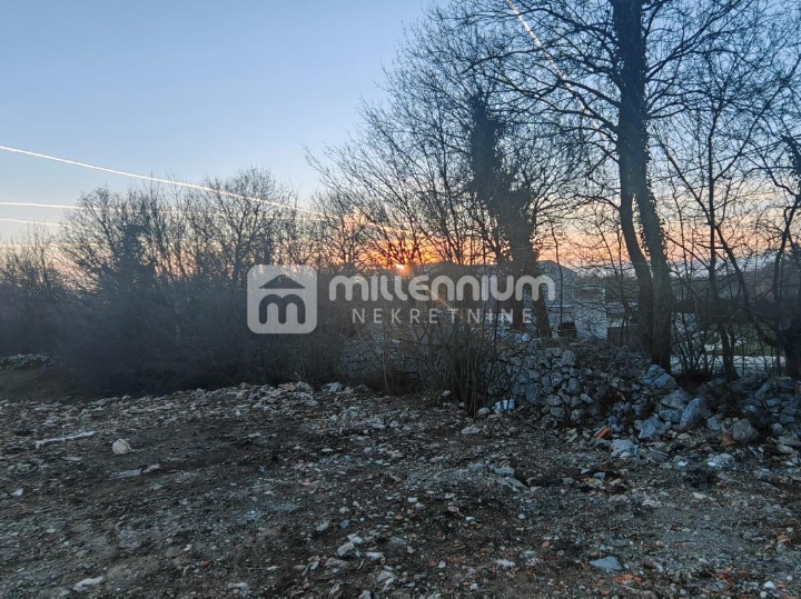 Grobnik, građevinsko zemljište od 974m2