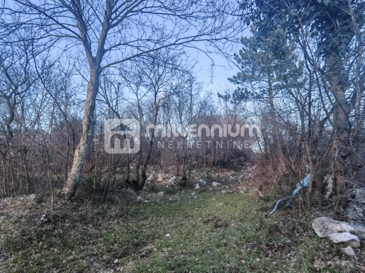 Grobnik, građevinsko zemljište od 974m2