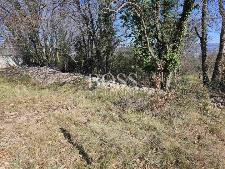 Šilo, građevinski teren 513m2, 132.000€