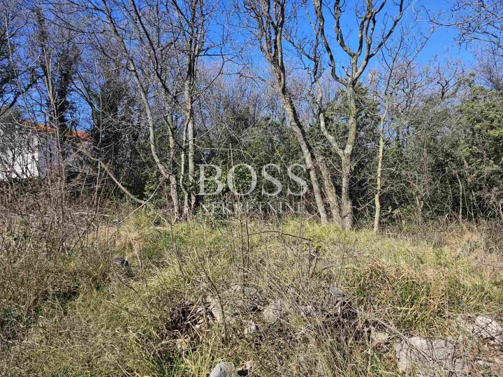 Šilo, građevinski teren 513m2, 132.000€