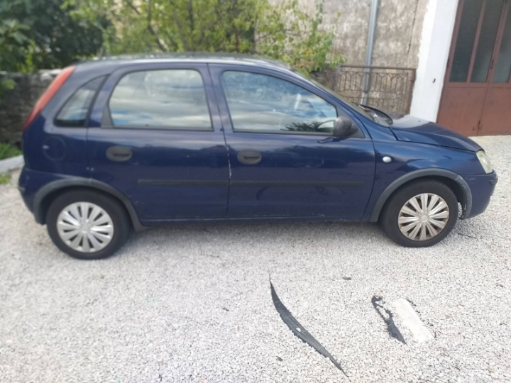 Opel Corsa 1.3dtci, 2004. god.