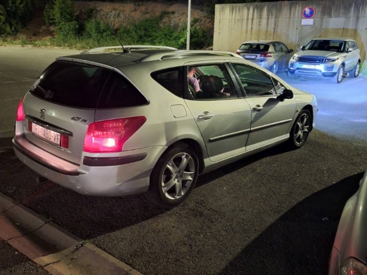 Peugeot 407
