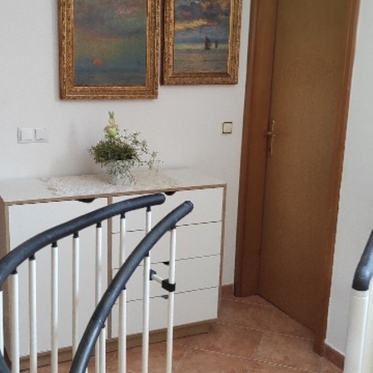 Stan u novogradnji sa 2 garaže