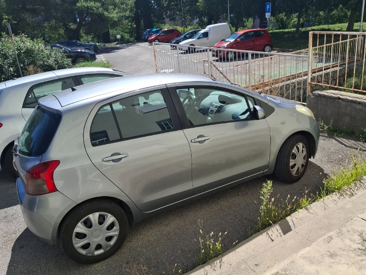 Toyota Yaris 1 0 benzin, 2008.god.