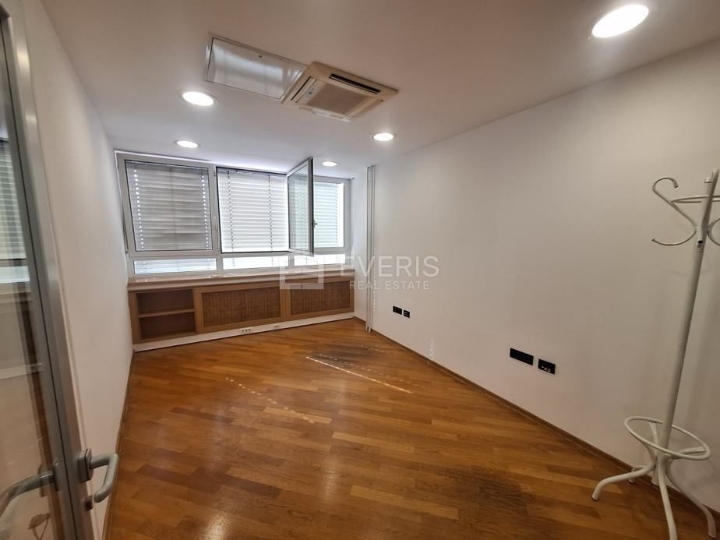 Rijeka, centar, poslovni prostor 120 m2