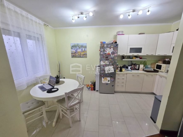 Viškovo, dvoetažni stan 85 m2, novogradnja