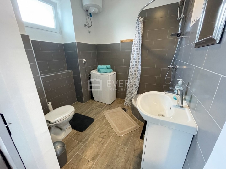 Rijeka, centar, dva apartmana, novouređeni
