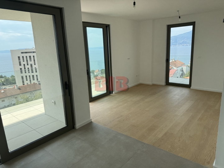 Donji Zamet, luksuzan 3S+DB, 125.51 m2, 2 garažna mjesta