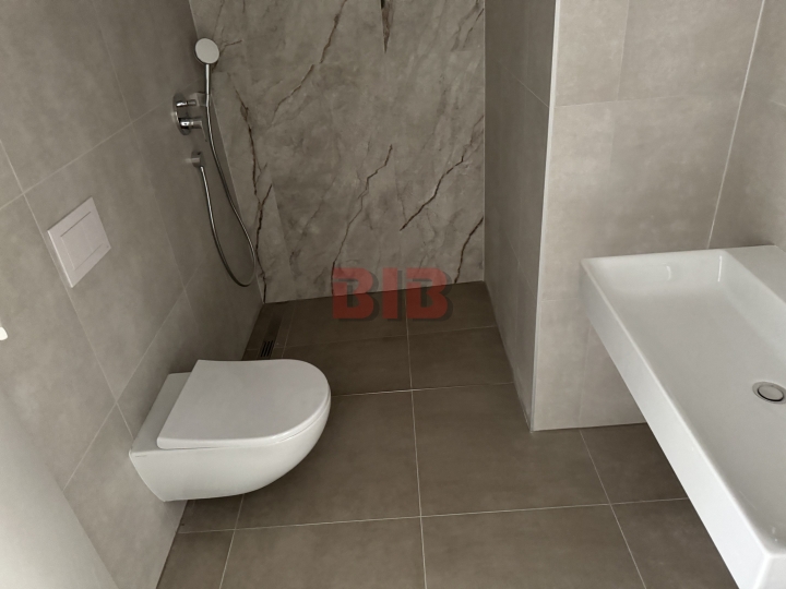 Donji Zamet, luksuzan 3S+DB, 125.51 m2, 2 garažna mjesta