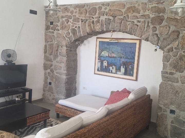 Srdoči, stan 40m2, 1S+DB, balkon, najam