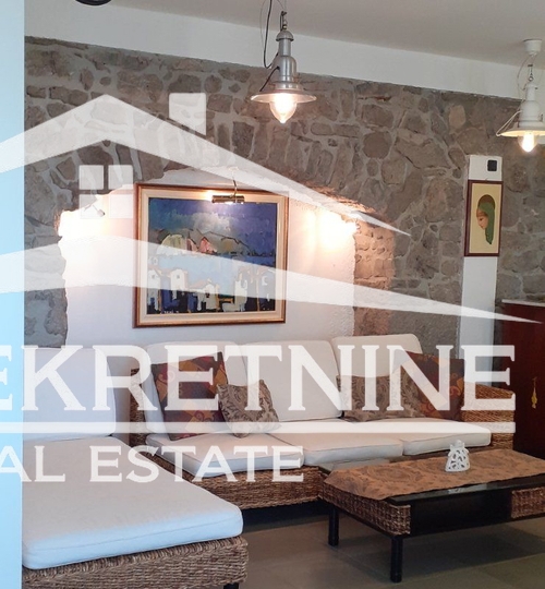 Srdoči, stan 40m2, 1S+DB, najam