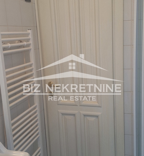 Srdoči, stan 40m2, 1S+DB, najam