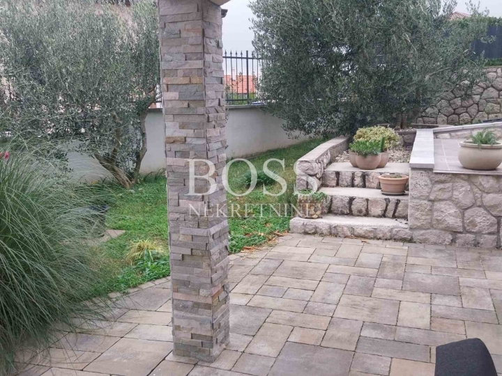 Krasica, 1S+DB, 50m2, 700€