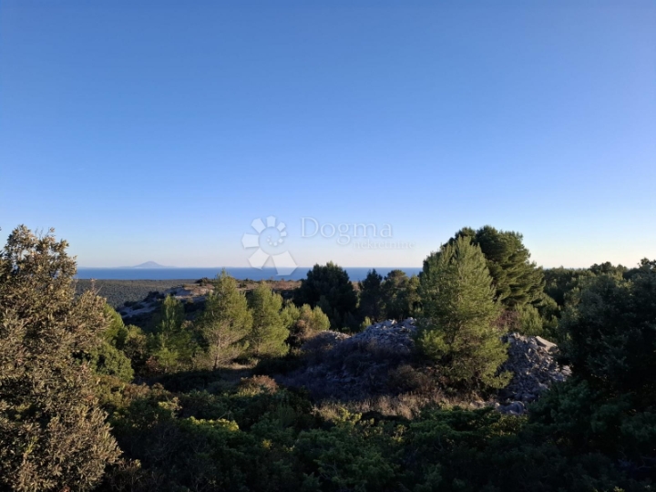 Sconto! Fantastično zemljište s panoramskim pogledom