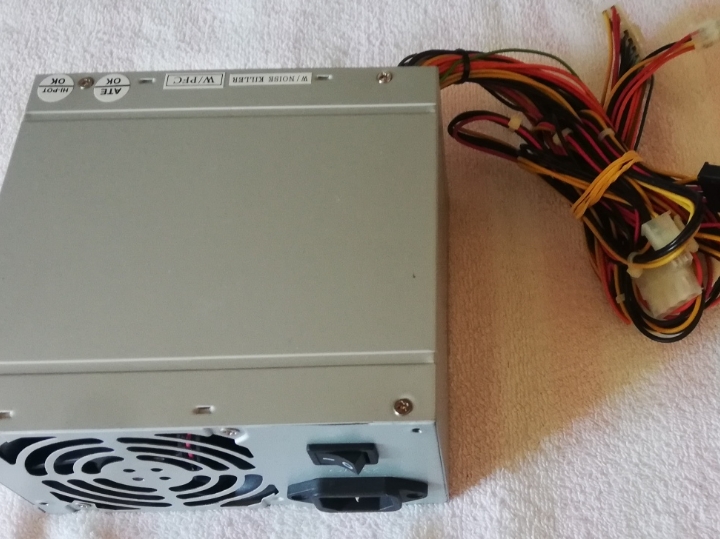 ATX napajanje za računalo 300W