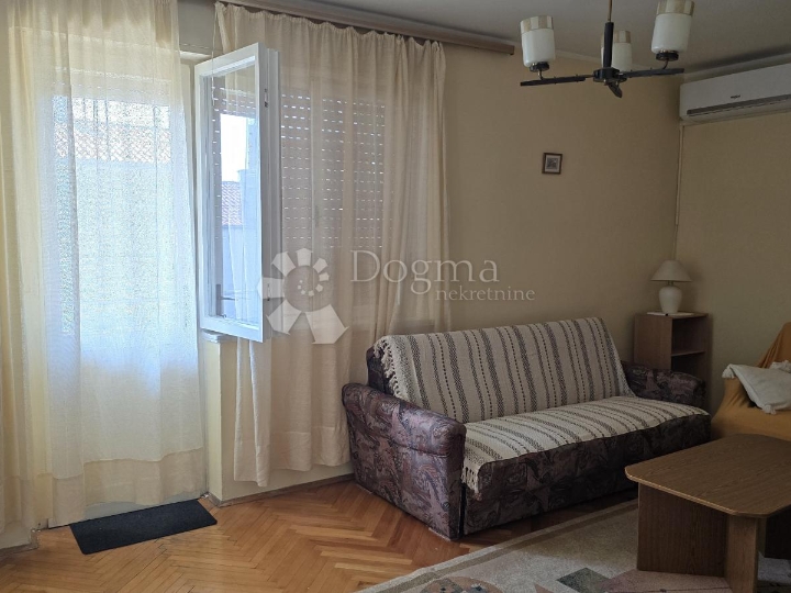Donja Vežica, 1S+DB, namješten u blizini fakulteta