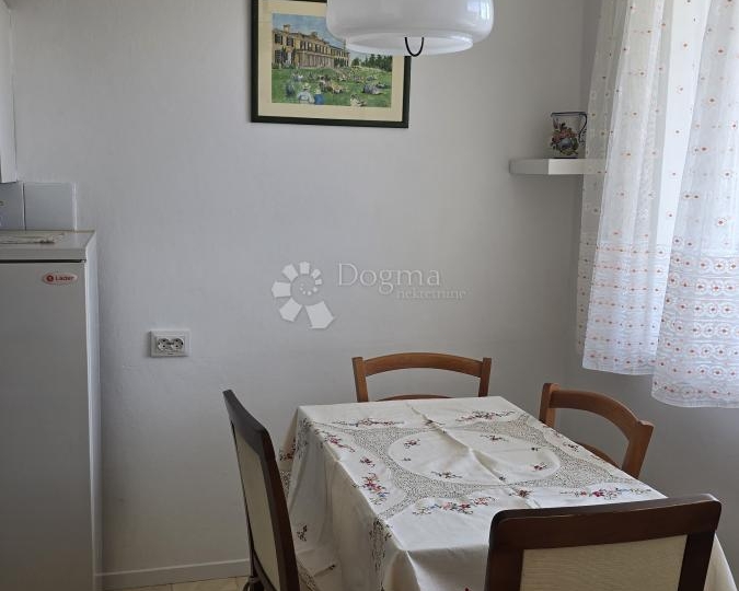 Donja Vežica, 1S+DB, namješten u blizini fakulteta