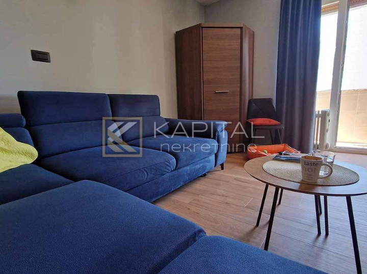 Širi Centar - kompletno adaptiran stan