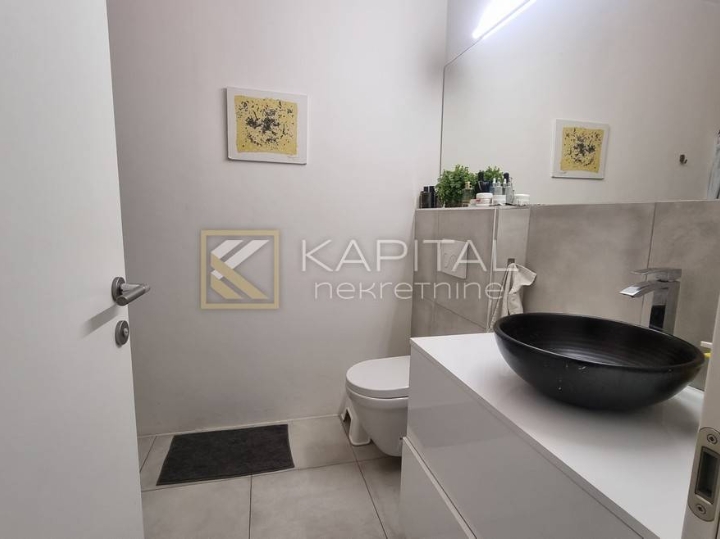 Kastav, stan s okućnicom, novija gradnja