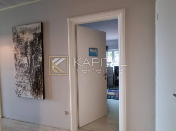 Kastav, stan s okućnicom, novija gradnja