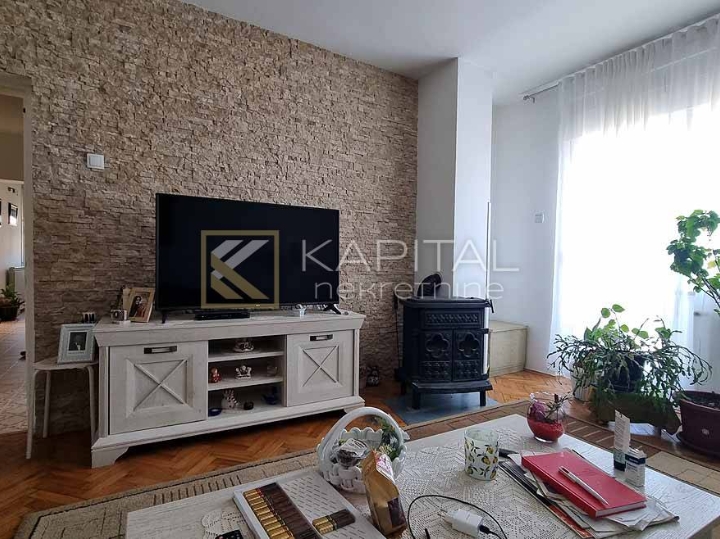 Matulji, etaža 110 m2, garaža, okućnica