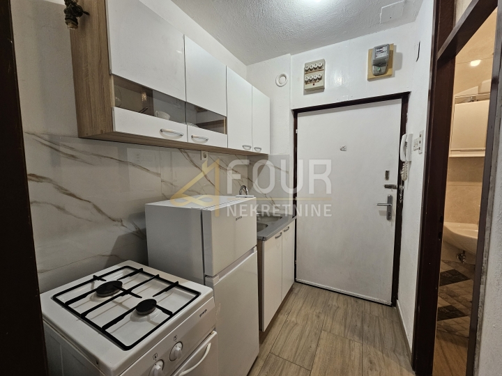 Rijeka, Donji Zamet, 21.26m2, novoadaptirana garsonijera