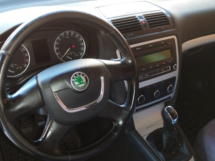 Škoda Octavia 1.6 TDI 2011.g.