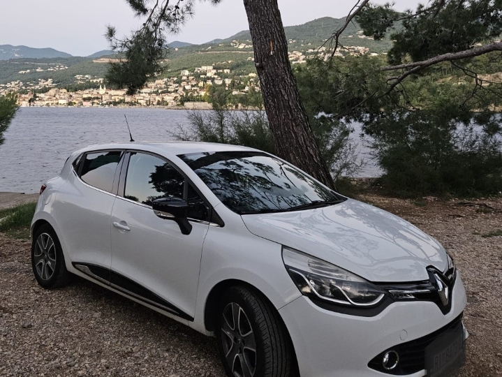 Renault Clio hitno prodajem