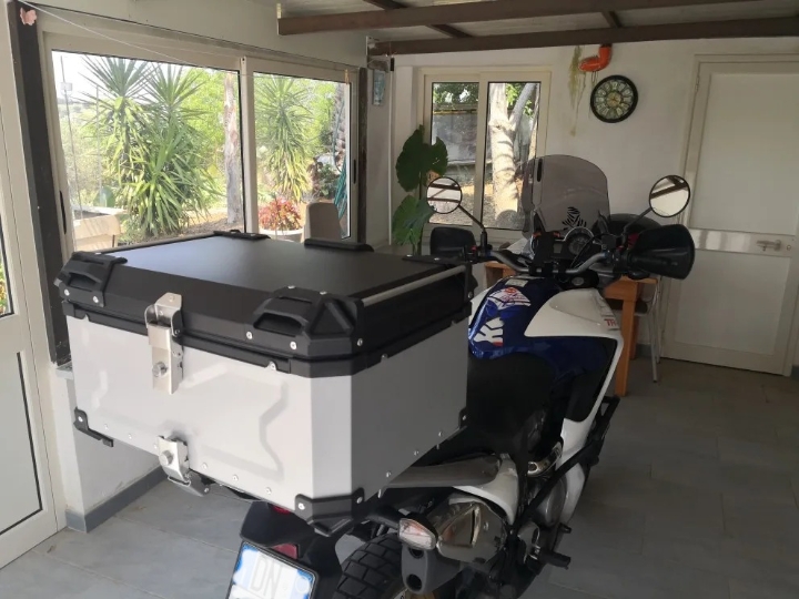Kofer cantalni za motocikl 65L alum
