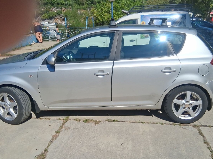 Kia Ceed 1,6 benzin, 3600€