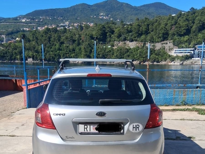 Kia Ceed 1,6 benzin, 3600€