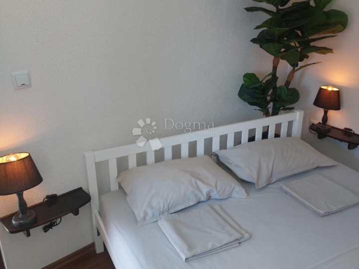 Studio apartman, centar Rovinja, 2. red do mora - 50 m