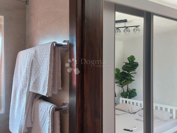Studio apartman, centar Rovinja, 2. red do mora - 50 m