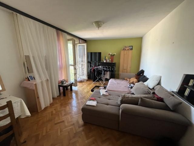 Stan na višem katu stambene zgrade