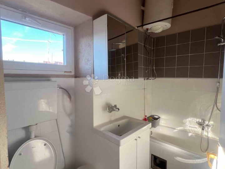 Stan na top lokaciji u Rovinju, Lokva, 61m2