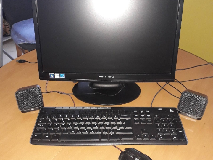  LCD monitor 18,5"