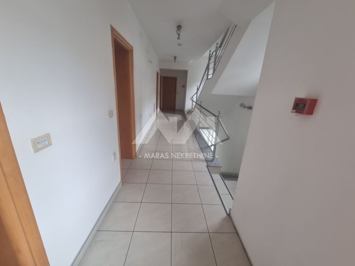 Novi Vinodolski - apartman 28.02m2!