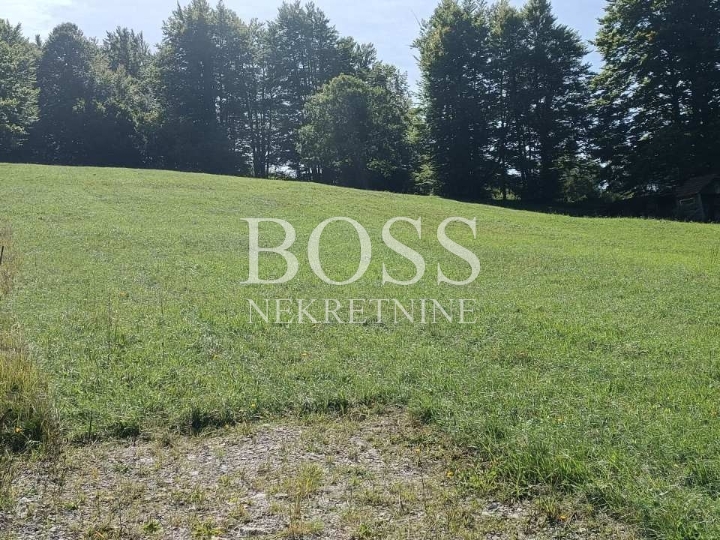 Ravna Gora, teren 3441m2, 42.000€