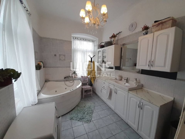 Rijeka, Belveder, stan 114 m2, pogled more