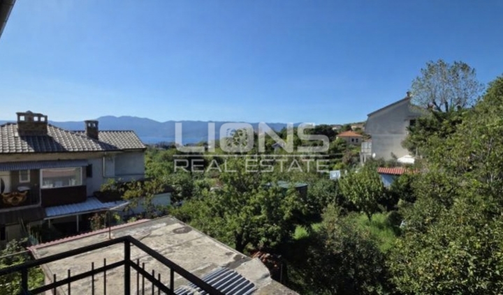 Rijeka – Kozala, stan 55 m², vrt, pogled more!