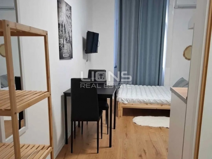 Rijeka, Centar, 76 m2, za investiciju!