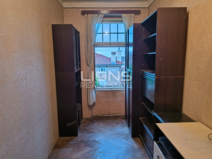 Opatija, centar, trosobni stan, 73 m2