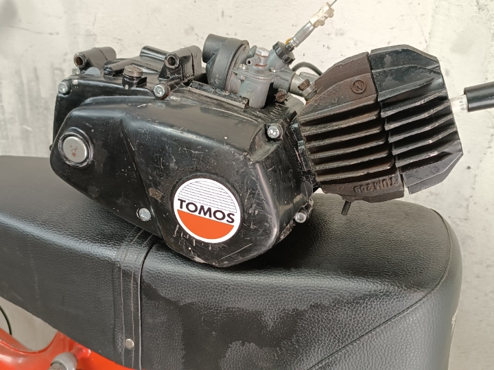 Ugradbeni motori za Tomos automatik