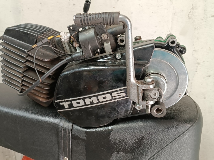 Ugradbeni motori za Tomos automatik