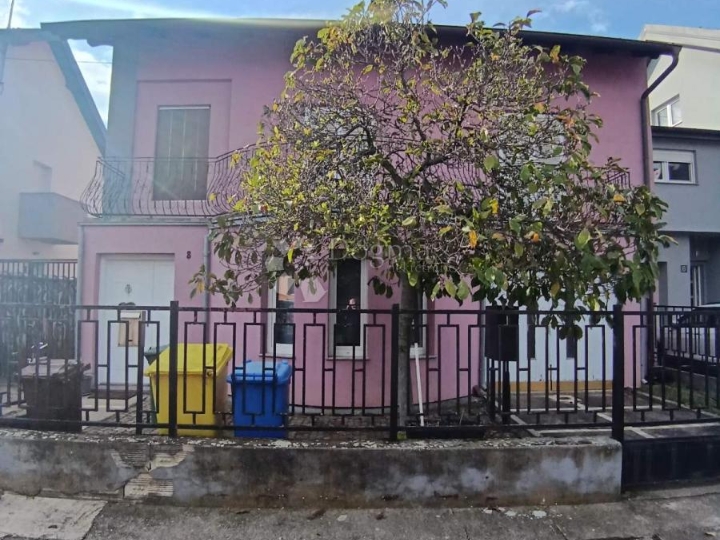 Obiteljski mir i gradska blizina – kuća Višnjevac!