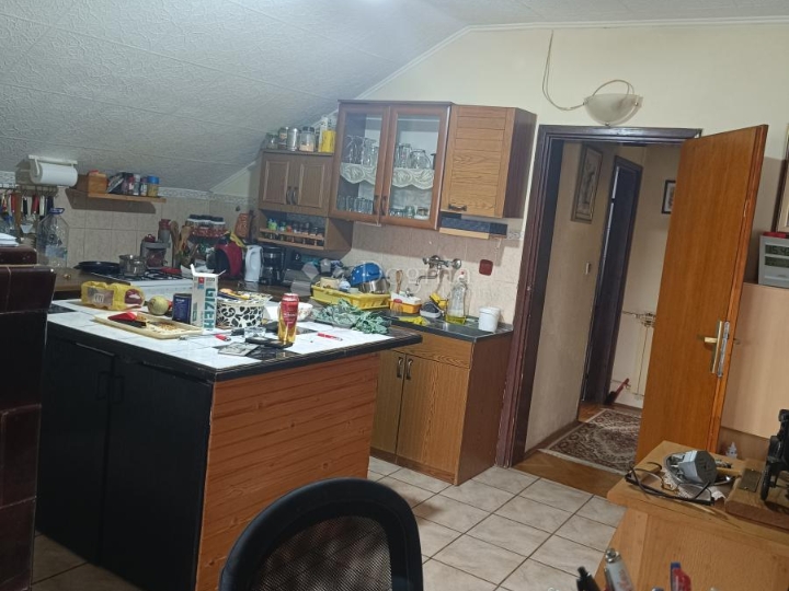 Investicijska prilika: obiteljska kuća na 3 etaže u Vukovaru
