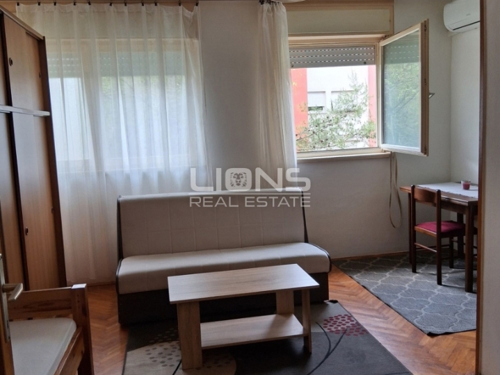 Škurinje, Rijeka, garsonijera, 28 m2
