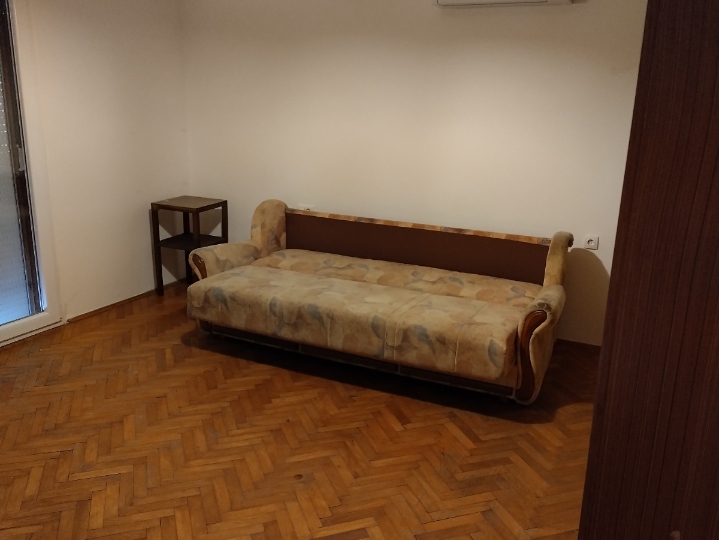 Kozala, blizina Guvernerove palače