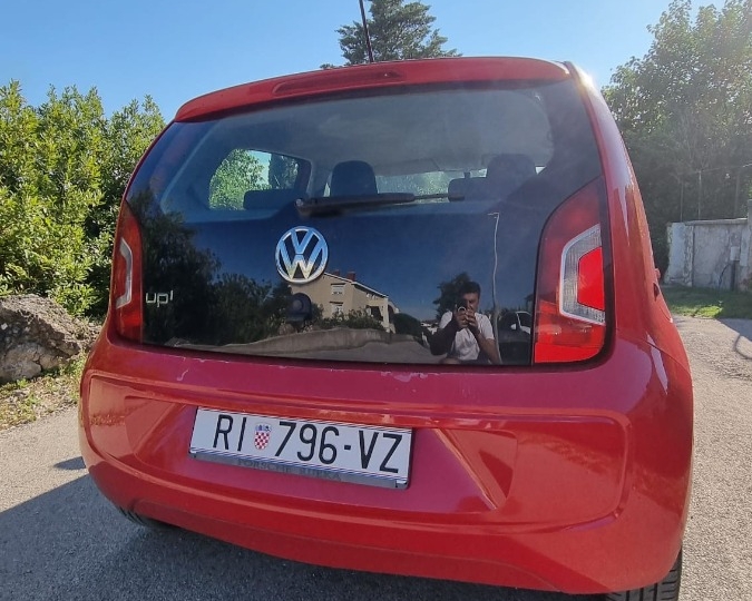 Hitno!!! VW Up